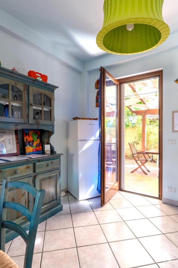 מרינה די מודיקה Villa Aura מראה חיצוני תמונה