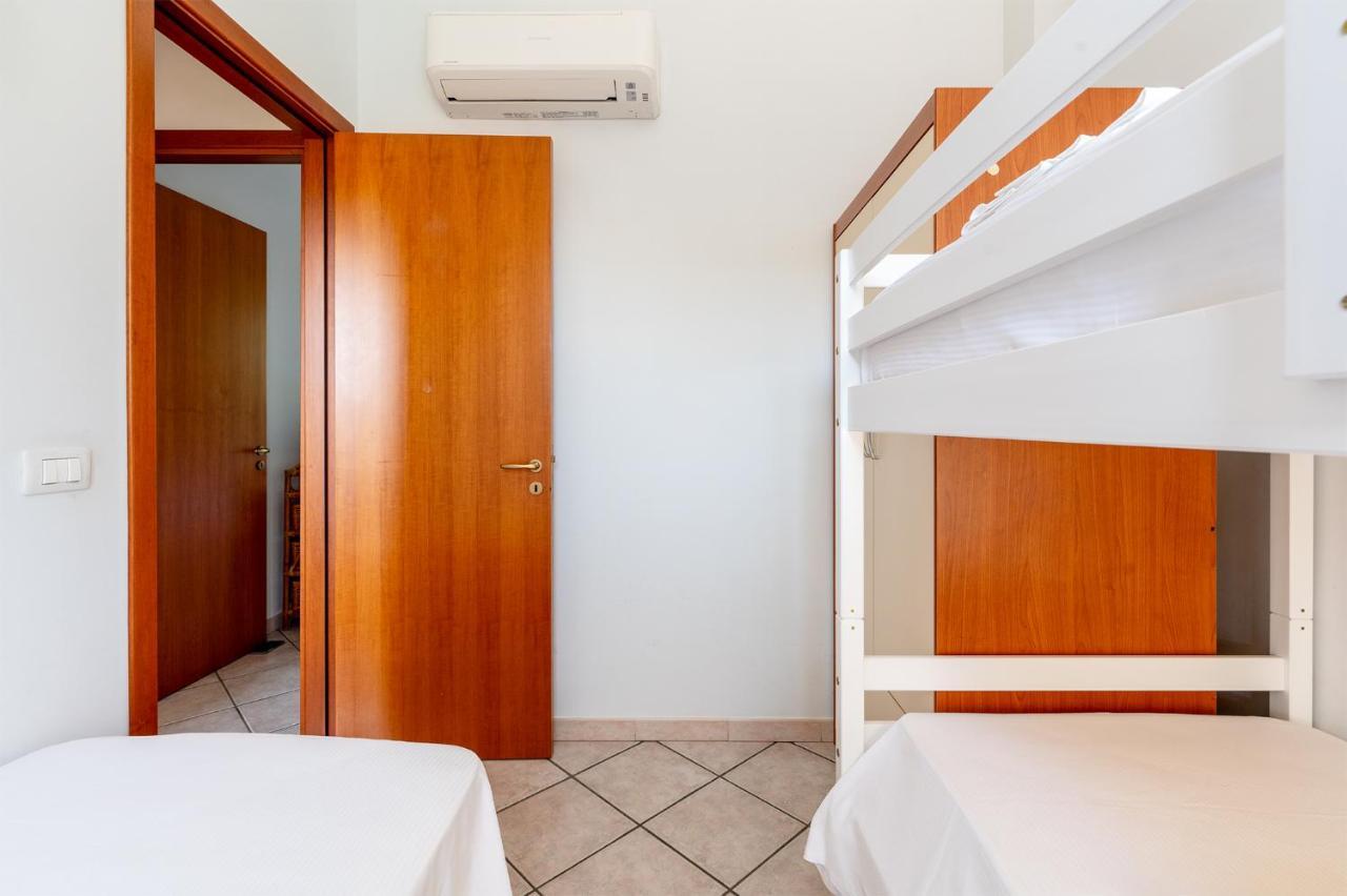 מרינה די מודיקה Villa Aura מראה חיצוני תמונה